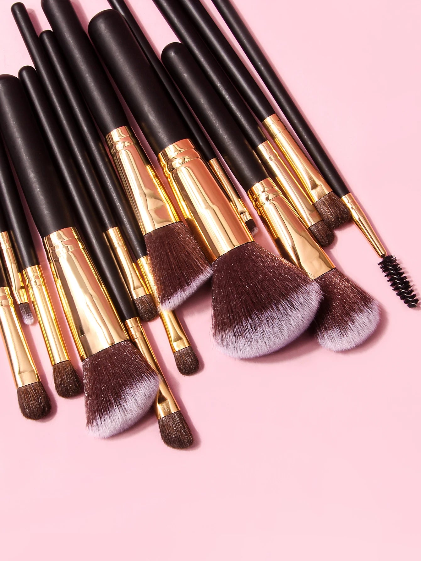 15-Pcs Professional Makeup Brush Set with Travel Case