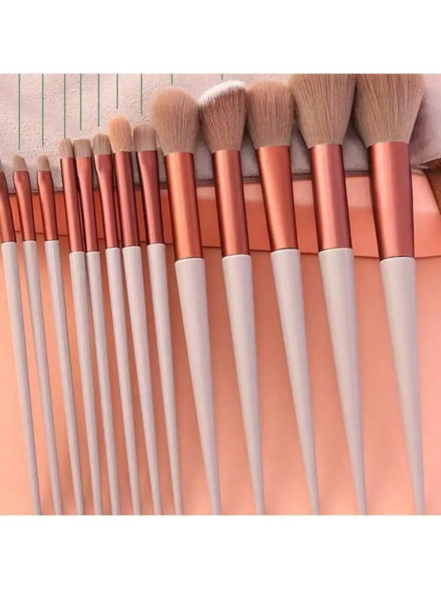 Discover Daily- Makeup Brush Set
